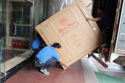 五家渠钢琴贵重工艺品无忧运